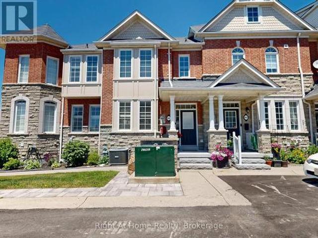 40 Torr Lane, Ajax Central, ON, L1S 7M9 townhouse for sale | Listing ID E13483 | Royal LePage