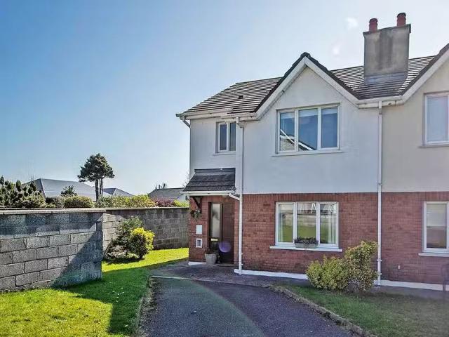 40 Town Court, Dungarvan, Dungarvan, Co. Waterford, X35HN82 is.