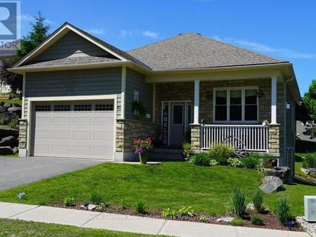 40 Winnifred Avenue E, Parry Sound, ON, P2A 2E7 house for sale | Listing ID X13457 | Royal LePage