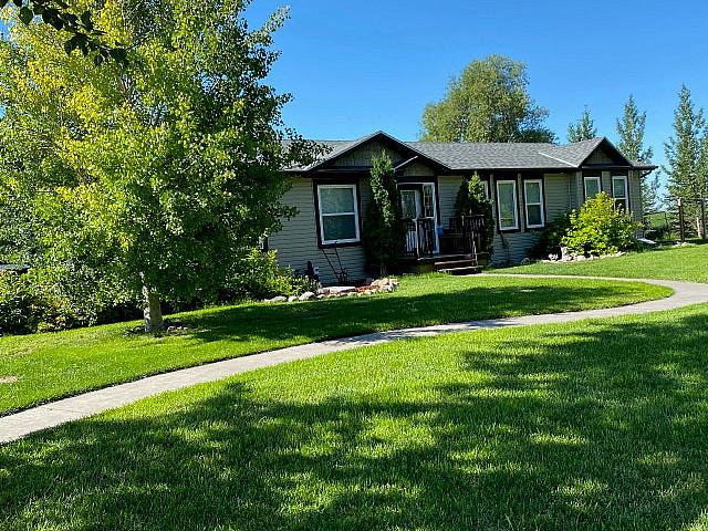 40 Acre Multi Family Property For Sale Minutes From Lethbridge