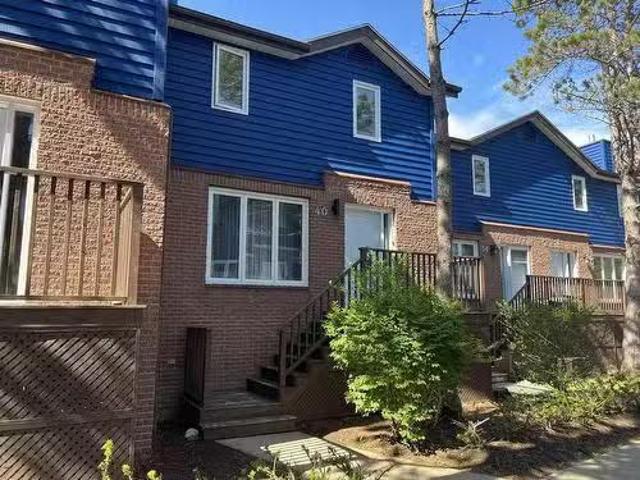 40 Attenborough Court, Halifax, NS, B3M 4C9 townhouse for sa.