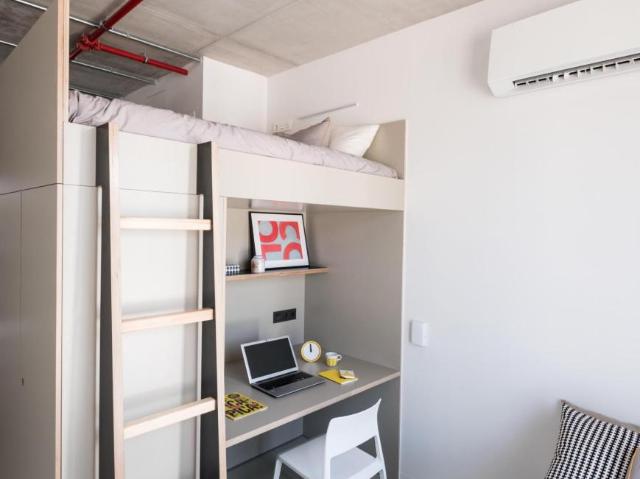 40 Dormitorio Apartamentos Barcelona Barcelona 104721424