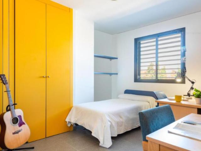 40 Dormitorio Apartamentos Sevilla Sevilla 103326711