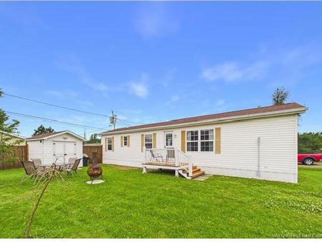 40 Dupuis, Lakeville, NB, E1H 1E2 house for sale | Listing ID NB144169 | Royal LePage