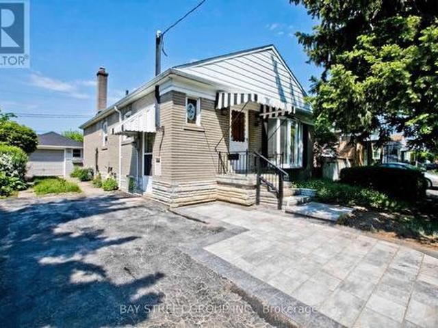 40 Greylawn Crescent, Toronto, ON, M1R 2V6 house for lease | Listing ID E13089 | Royal LePage