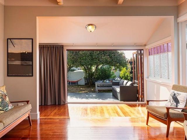 40 Harlston Road, Mount Albert