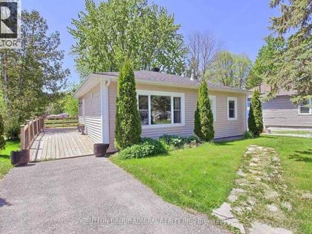 40 Isle Vista Drive W, Georgina, ON, L0E 1N0 house for sale | Listing ID N12106 | Royal LePage