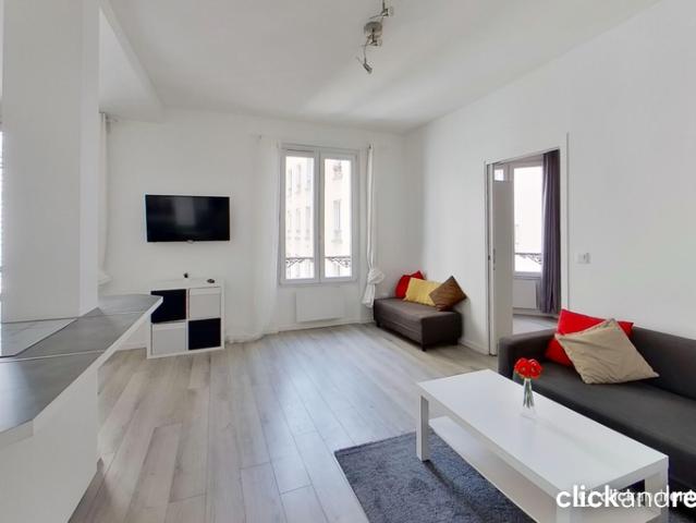 40 m² meublé refait à neuf avec triple exposition