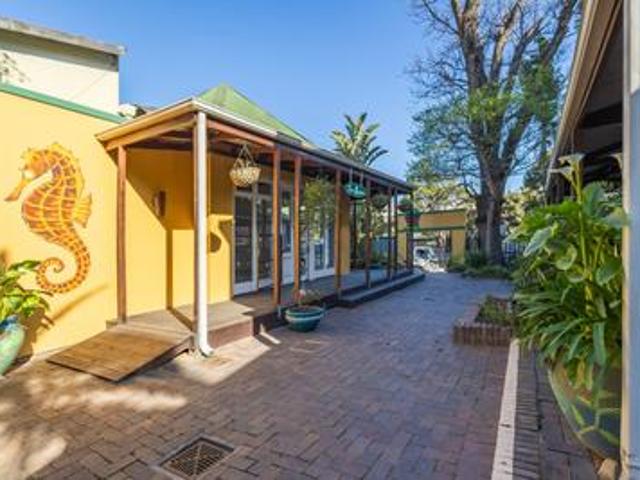40 m² commercial shop to let – the o.