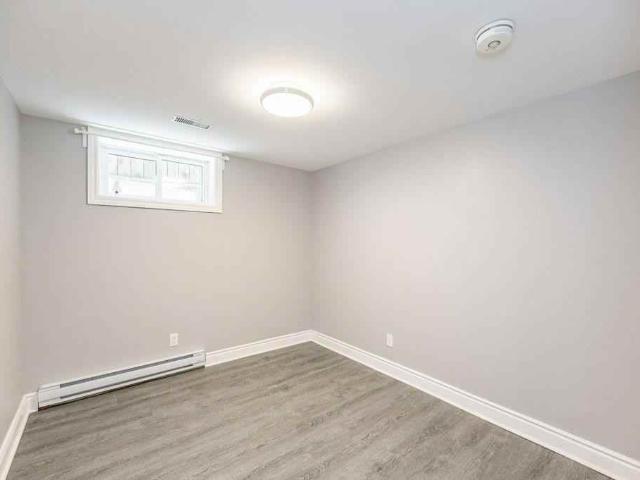 40 Mayflower Avenue Lower Unit 2 Bedroom Apartment for Rent at 40 Mayflower Ave, Hamilton, ON L8L 2K4 Crown Point West