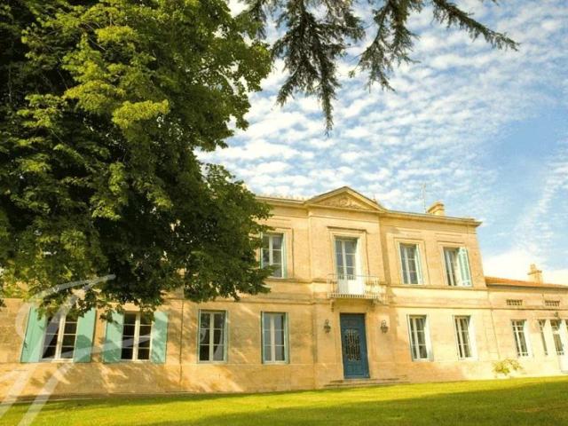 40 min. de Bordeaux Château Viticole John Taylor