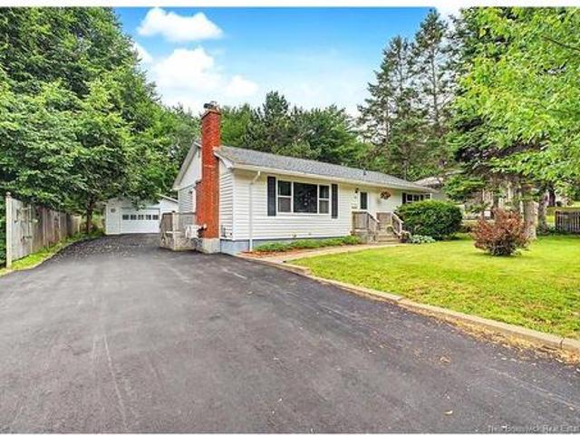 40 Nottingham St, Fredericton, NB, E3B 4W7 house for sale | Listing ID NB143846 | Royal LePage