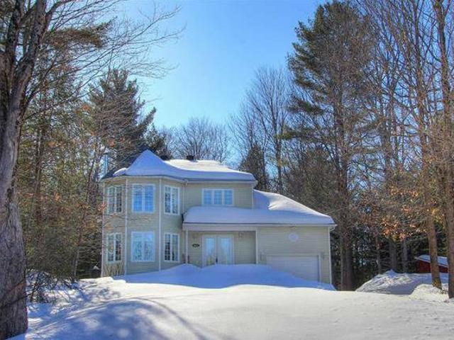 40 Rue des Pins Cantley Quebec