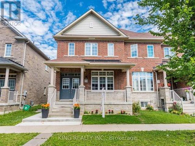 40 Saint Dennis Road, Brampton, ON, L6R 3W7 house for sale | Listing ID W11984 | Royal LePage