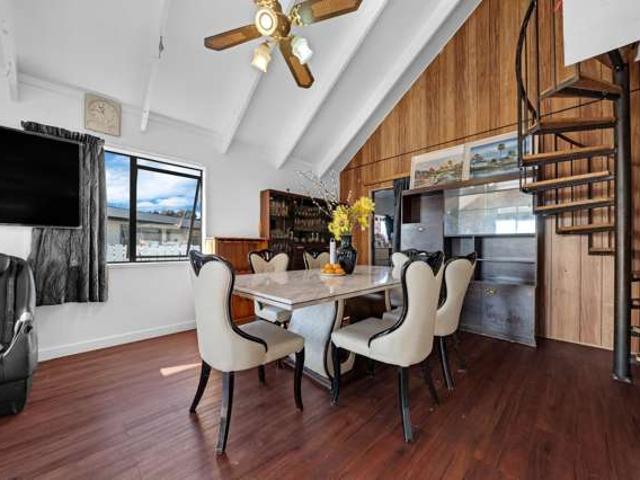 40 Second View Avenue, Beachlands, Manukau City