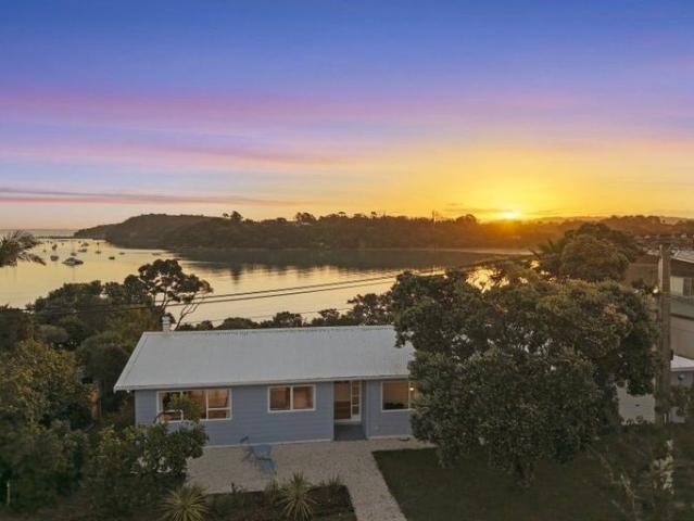 40 Shelly Beach Road, Surfdale Goodwins