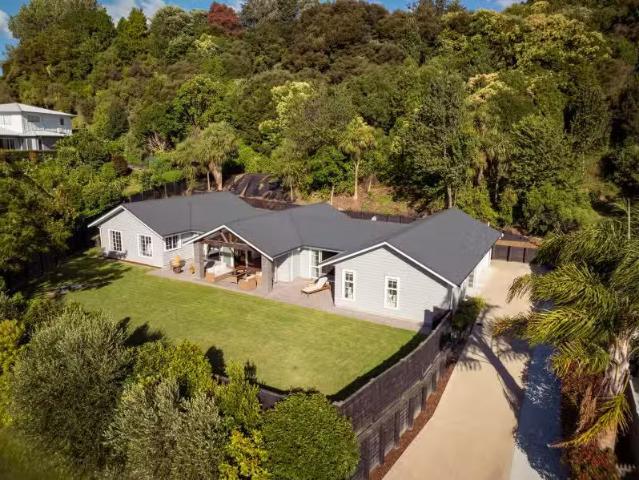 40 Stonebridge Way, Pyes Pa, Tauranga