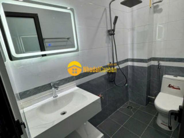 40m2 nhà xây mới ôtô đỗ cửa, gần chợ laixá, sát đường ql 32, nhỉnh 6 tỷ