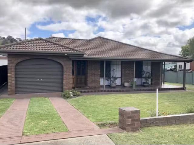 40A Vaux Street, COWRA House for rent Listed by Casey Young o.