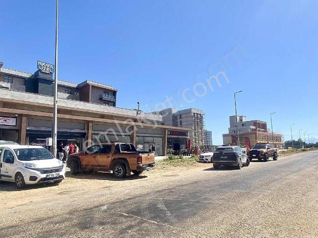 40'lık Yolda İskanlı Aboneli Kiralık İşyeri
