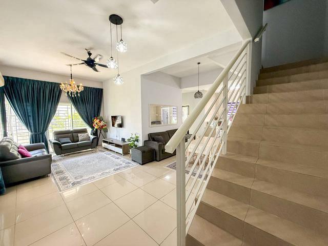 40x70 Semi D Fully Furnish Desiran Bayu Puchong