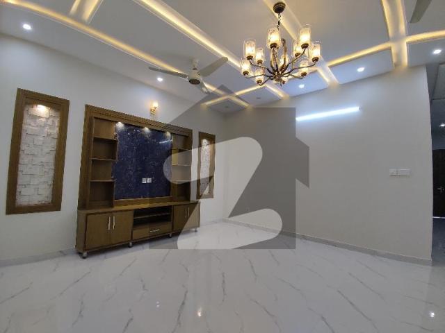 40x80 Beautifull House For Rent In G13 G 13