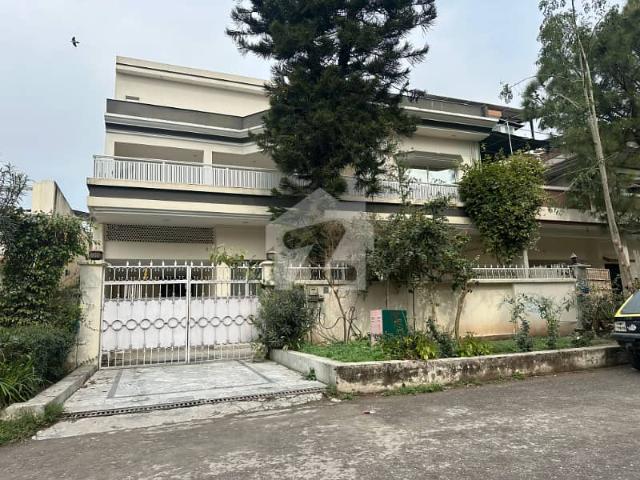 40x80 Double Storey House Near Kachnar Park