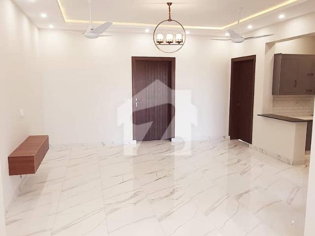 40x80 Prime Location Portion For Rent