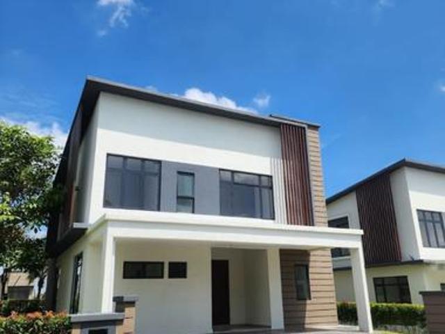 40x88 5R6B Facing Garden Gated Guarded 2 Storey Semi D Seremban
