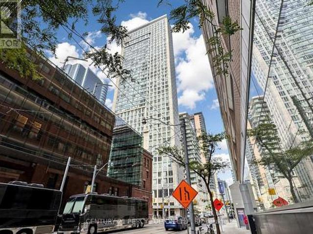 4106 Victoria Street, Toronto, ON, M5B 2R3 condo for sale | Listing ID C13684 | Royal LePage