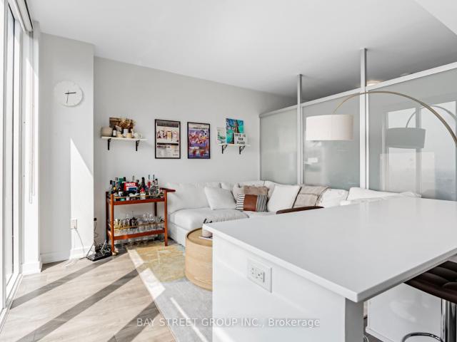 4101 University Avenue, Toronto | Terminated, C12594 | Condos. Ca