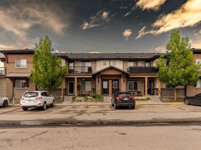 4103 2 Chinook Winds Drive Sw, Airdrie, AB, T4B 3S5 townhouse for sale | Listing ID A2226 | Royal LePage