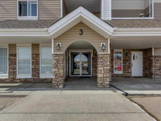 410 3 Broadway Rise, Sylvan Lake, AB, T4S 0G9 condo for sale | Listing ID A2298 | Royal LePage