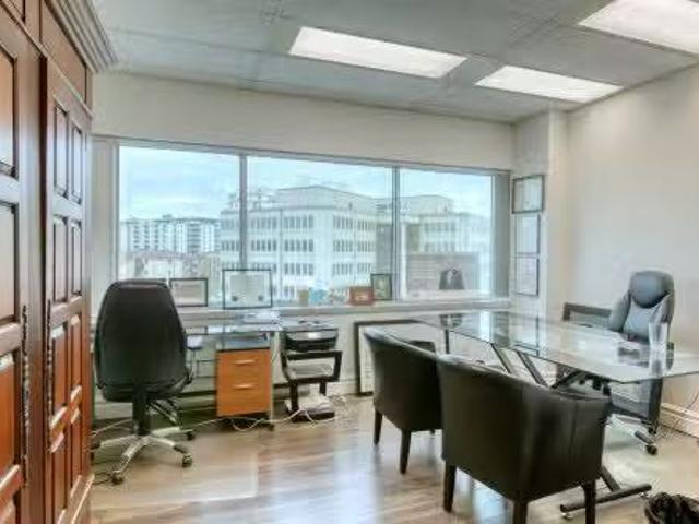 410 1695 Boul. Laval, Laval Laval Des Rapides, QC, H7S 2M2.