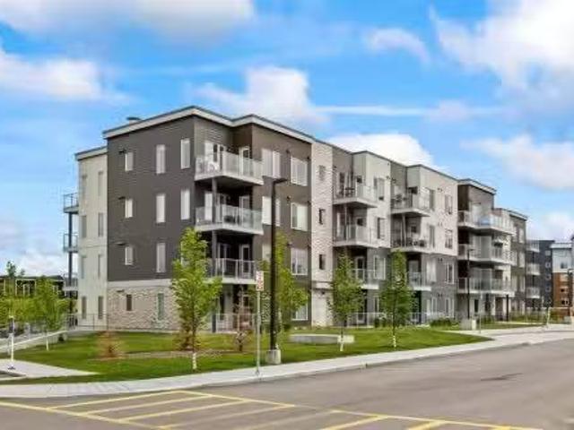 410 660 Shawnee Square Sw, Calgary, AB, T2Y 0X6 condo for sa.