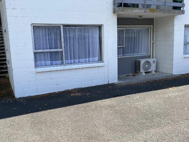 4/10 O'Neill Street