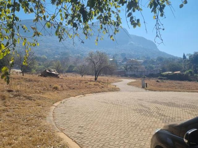 410 m² Land available in Kosmos