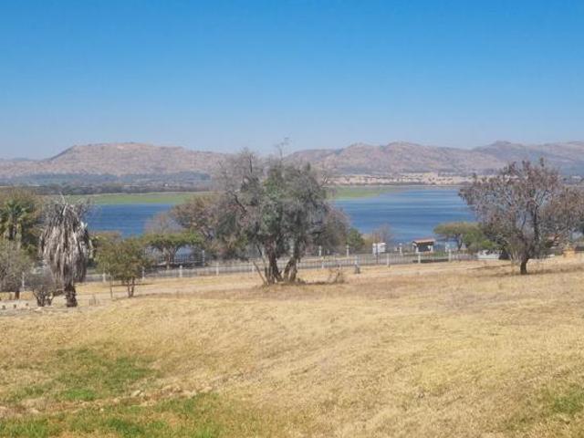 410 m² Land available in Kosmos
