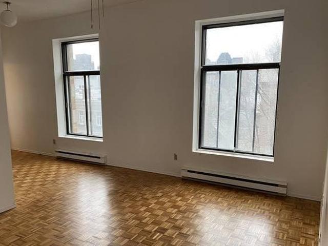 410 Rue Sherbrooke Est Montréal QC H2L 1J6 2 Bedroom Apartment for Rent for 1350 month