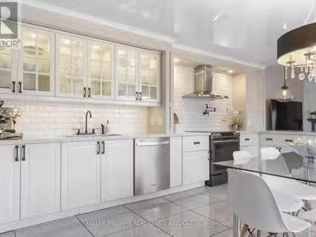 4115 Barbican Drive, Mississauga, ON, L5L 2C4 house for sale.