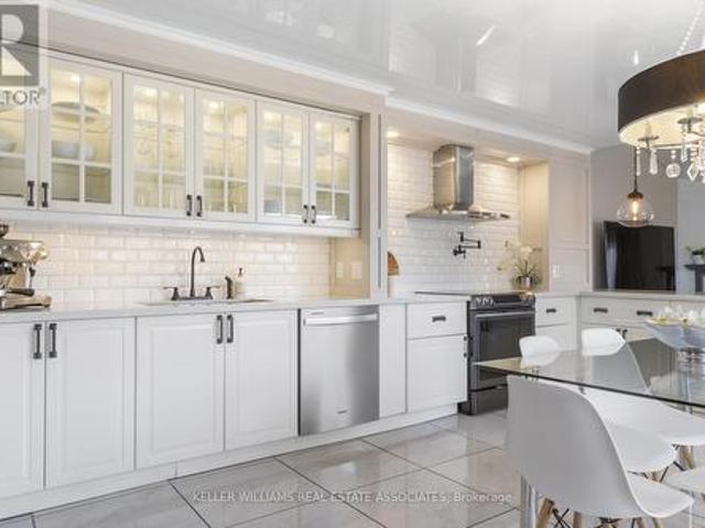 4115 Barbican Drive, Mississauga, ON, L5L 2C4 house for sale | Listing ID W12225 | Royal LePage