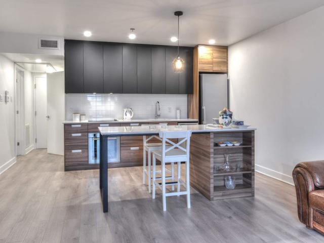 4115 Henri Bourassa Moderne 3 1/2 – Disponible dès octobre! Apartment for Rent