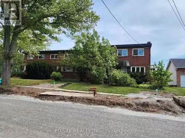 4118 Main Street, Niagara Falls, ON, L2G 6C3 investment for.