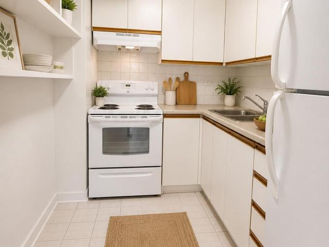 411 160 The Donway W, North York | 2Beds/1Bath, Condo, $2,550/mo | Condos. Ca