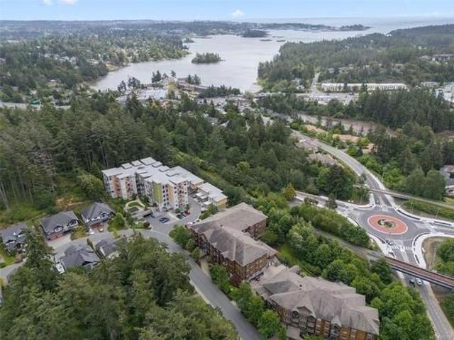 411 201 Nursery Hill Dr, View Royal, BC, V9B 0H7 Single Fami.