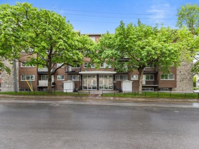 411 4 Av. Bourret, Montréal Côte Des Neiges/Notre Dame De Grâce, QC, H3S 1X2 lease for lease | Listing ID 22525 | Royal LePage