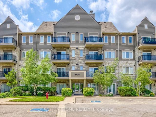 411 5 Long Valley Road, Mississauga | 3+1Beds/2Bath, Townhouse, $3,050/mo | Condos. Ca