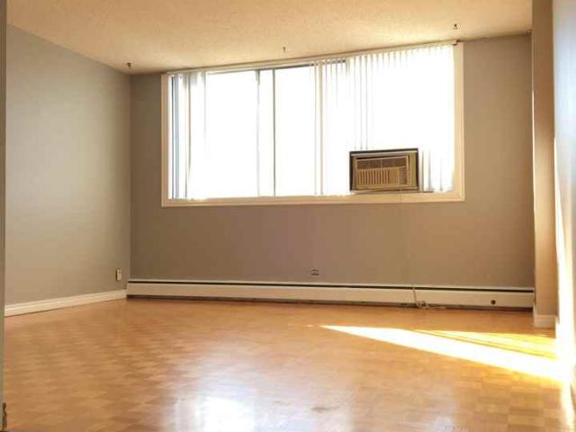 411 Cumberland Avenue Studio Apartment for Rent at 411 Cumberland Ave, Winnipeg, MB R3B 1T7 Downtown Winnipeg
