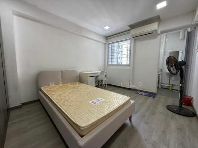 411 HOUGANG AVENUE 10