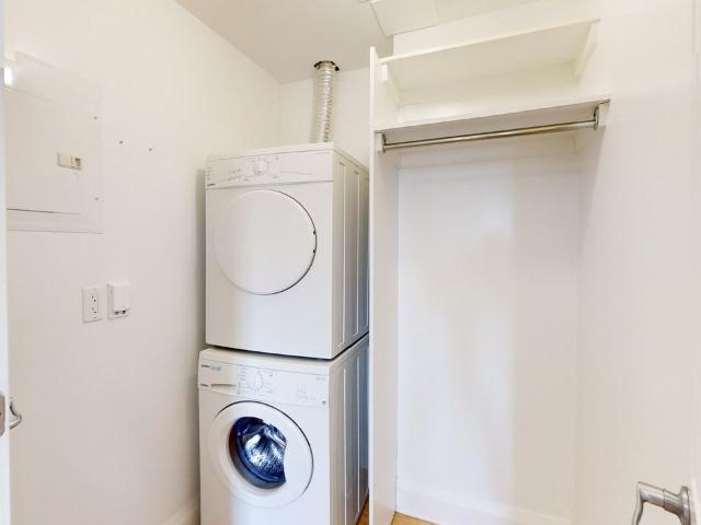 411 North River Rd. 1 Bedroom Apartment for Rent at 411 North River Rd, Ottawa, ON K1L 0A5 Overbrooke